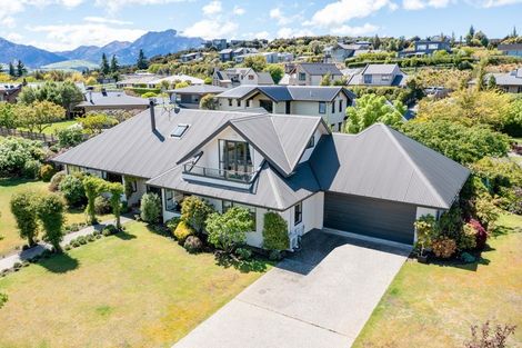 Photo of property in 4 Baker Grove, Wanaka, 9305