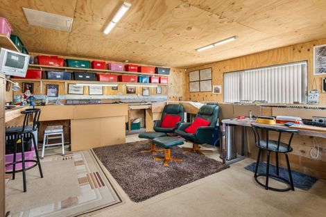 Photo of property in 9 Ruapai Drive, Levin, 5571