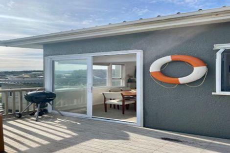 Photo of property in 22 Nelson Street, Foxton Beach, Foxton, 4815