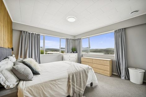 Photo of property in 14 Truro Road, Camborne, Porirua, 5026