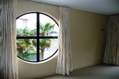 Photo of property in Latitude 37 East Apartments, 1d/20 Pakenham Street East, Auckland Central, Auckland, 1010