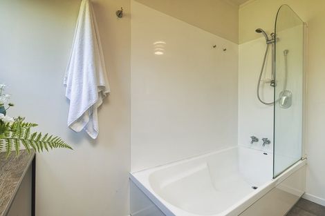 Photo of property in 56 Palmerston Road, Havelock North, 4130