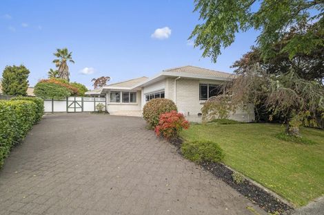 Photo of property in 17 Warwick Drive, Lynmore, Rotorua, 3010