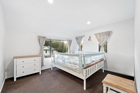 Photo of property in 2 Whitbourne Heights, Manurewa, Auckland, 2105