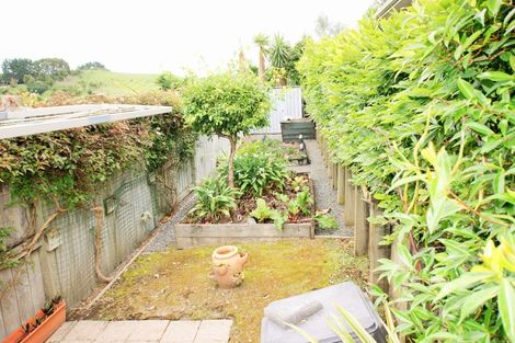 Photo of property in 25 Raptor Way, Welcome Bay, Tauranga, 3175