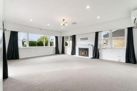 Photo of property in 9 Alma Crescent, Papakura, 2110