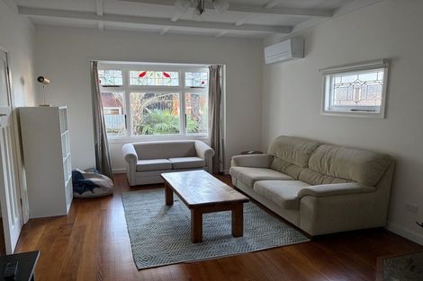 Photo of property in 45 Shakespeare Road, Bluff Hill, Napier, 4110