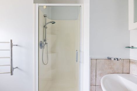 Photo of property in 6 Domain View Lane, Frankton, Hamilton, 3204