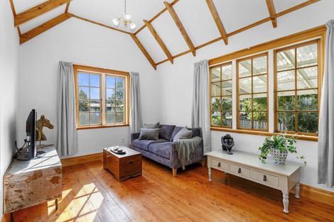 Photo of property in 463a High Street South, Carterton, 5713