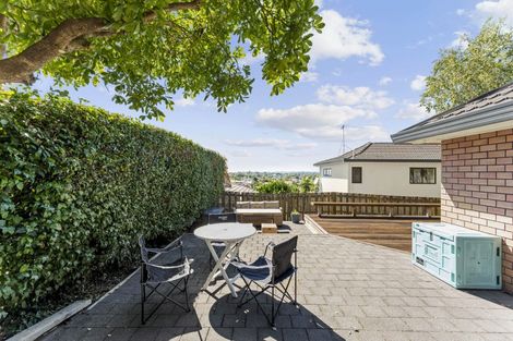 Photo of property in 74b Bradbury Road, Botany Downs, Auckland, 2010