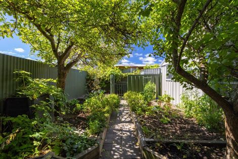 Photo of property in 105 Lowry Avenue, Redwood, Christchurch, 8051
