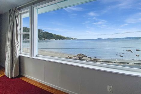 Photo of property in 609 Marine Drive, Days Bay, Lower Hutt, 5013