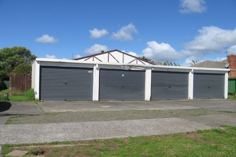 Photo of property in 2/54 Kenderdine Road, Papatoetoe, Auckland, 2025