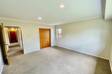 Photo of property in 2/1345 Dominion Extension, Mount Roskill, Auckland, 1041