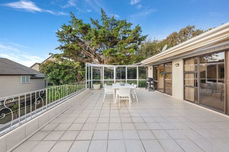 Photo of property in 2/9 Takutai Avenue, Bucklands Beach, Auckland, 2012