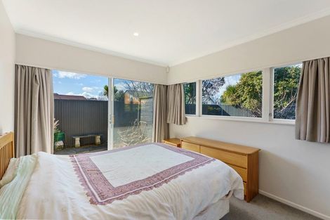 Photo of property in 32 Domain Road, Otaki, 5512