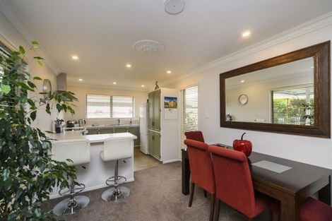 Photo of property in 26 Fitzroy Street, Terrace End, Palmerston North, 4410