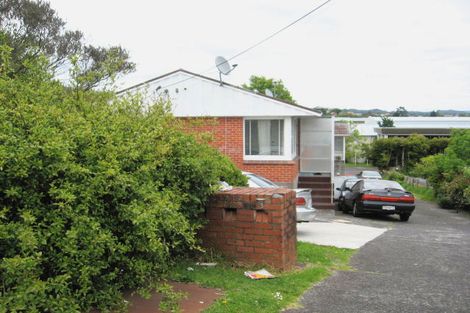 Photo of property in 2/4016 Great North Road, Glen Eden, Auckland, 0602