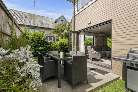 Photo of property in 4 Broadview Place, Howick, Auckland, 2014