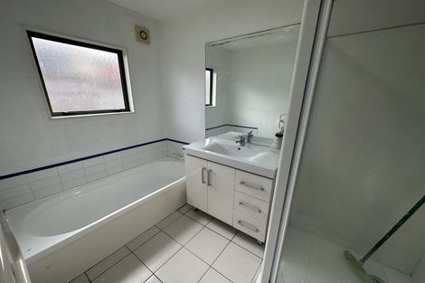 Photo of property in 1/154 Rathgar Road, Henderson, Auckland, 0610