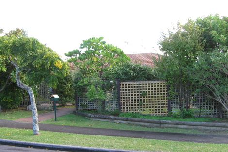 Photo of property in 1/5 Askew Place, Farm Cove, Auckland, 2012