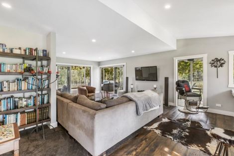 Photo of property in 350 Clifton Road, Whitford, Howick, 2571