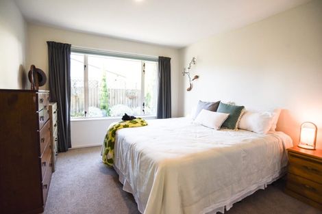 Photo of property in 2/77 Fairfield Avenue, Addington, Christchurch, 8024