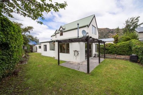 Photo of property in 49a Remarkables Crescent, Frankton, Queenstown, 9300