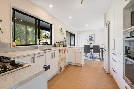 Photo of property in 24 Bronzewing Terrace, Unsworth Heights, Auckland, 0632