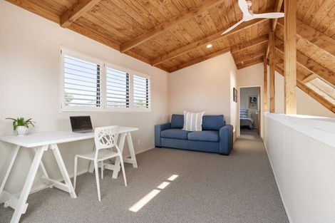 Photo of property in 202 Beverley Terrace, Whangamata, 3620