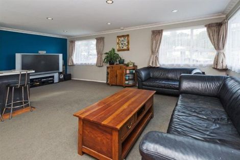 Photo of property in 36 Aronia Way, Goodwood Heights, Auckland, 2105
