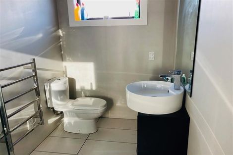 Photo of property in 1 Poppy Lane, Albert Town, Wanaka, 9305