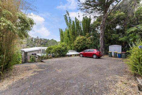 Photo of property in 126 Candia Road, Henderson Valley, Auckland, 0614