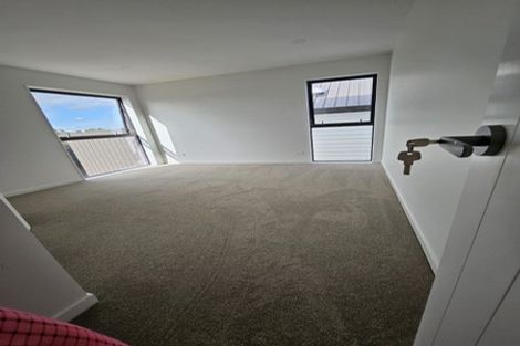 Photo of property in 35 Meadway, Sunnyhills, Auckland, 2010