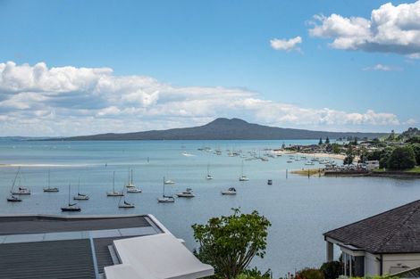 Photo of property in 1/13 Takutai Avenue, Bucklands Beach, Auckland, 2012