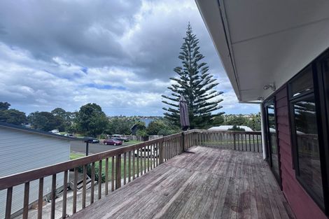 Photo of property in 2 Allender Drive, Torbay, Auckland, 0630