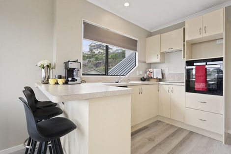 Photo of property in 19 Annandale Street, Lynmouth, New Plymouth, 4310