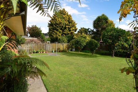 Photo of property in 6 Willowfield Place, Pukete, Hamilton, 3200