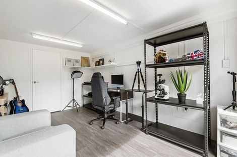 Photo of property in 5/9 Manuka Road, Bayview, Auckland, 0629