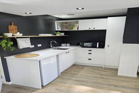 Photo of property in 80 Scott Road, Stanmore Bay, Whangaparaoa, 0932