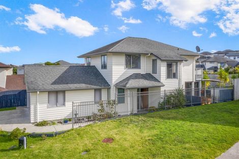 Photo of property in 18 Maylee Crescent, Gulf Harbour, Whangaparaoa, 0930