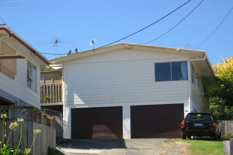 Photo of property in 2/525 Beach Road, Murrays Bay, Auckland, 0630