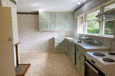 Photo of property in 12 Rawhiti Street, Stokes Valley, Lower Hutt, 5019