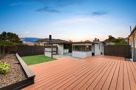 Photo of property in 188 Waimumu Road, Massey, Auckland, 0614