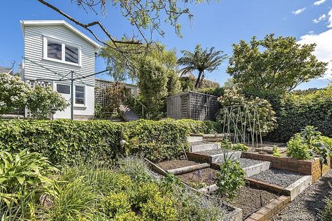 Photo of property in 55 Cashmere Avenue, Khandallah, Wellington, 6035