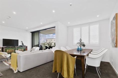 Photo of property in 201/8a Lake Pupuke Drive, Takapuna, Auckland, 0622