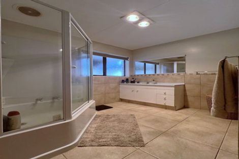 Photo of property in 10 Mangarino Street, Te Kuiti, 3910