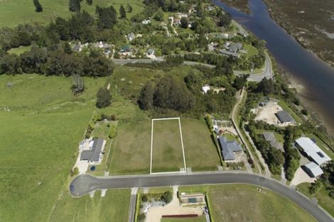 Photo of property in 44 Ruataniwha Drive, Collingwood, 7073