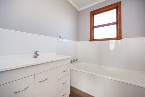 Photo of property in 82 Keith Street, Roslyn, Palmerston North, 4414