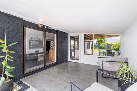 Photo of property in 25 Westfield Avenue, Templeton, Christchurch, 8042